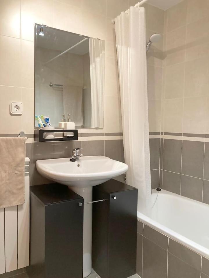 Apartamento Tarmañones Escarrilla Exterior foto